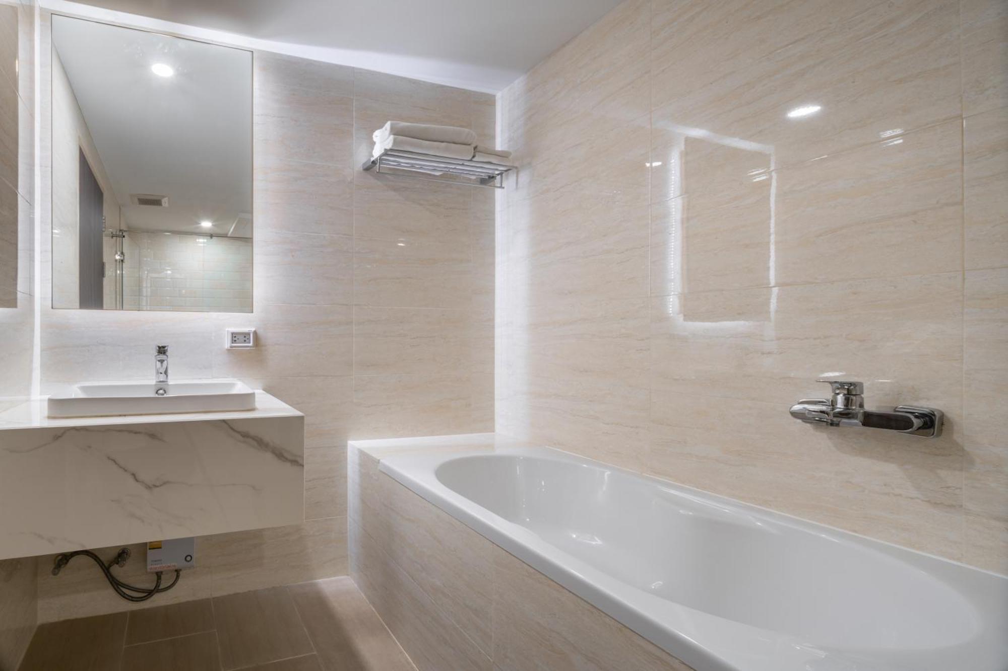 Samyan Serene Hotel Bangkok Ngoại thất bức ảnh